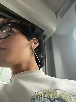 SantyFoxxs live