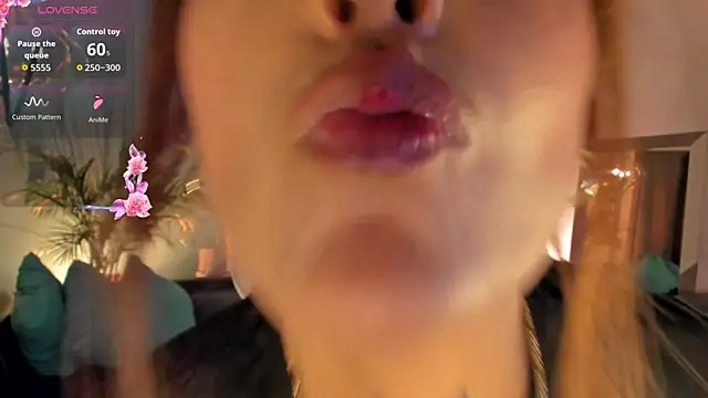 Megan_inked live