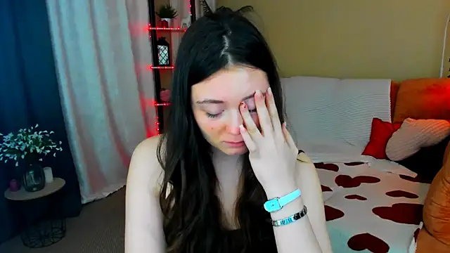 AlluringLookk live