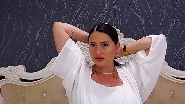 Lauren_Saint live