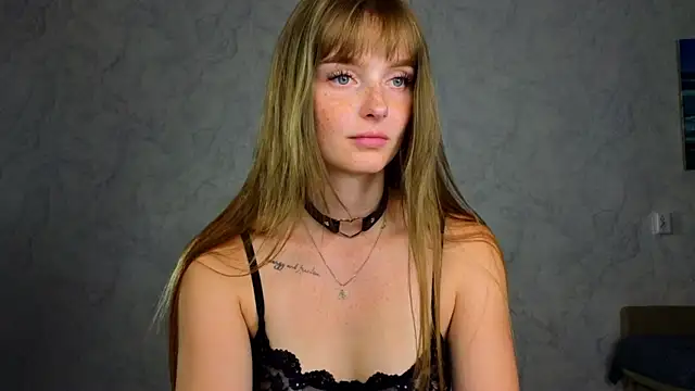 Lovelly_molly1 live