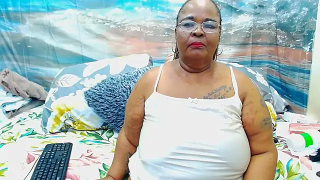 MatureMilfxxx live