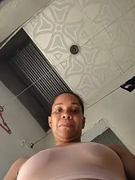 AstridMonroee live