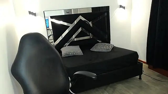 MarianaRojas_ live
