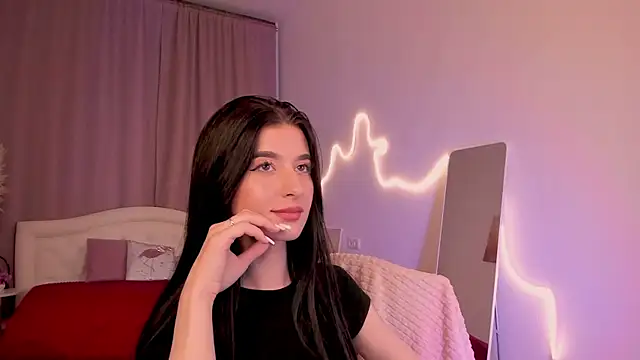 LauraCoy live