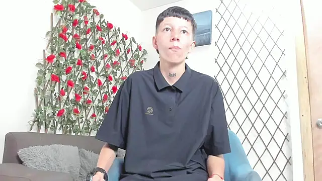LiamBrown09 live