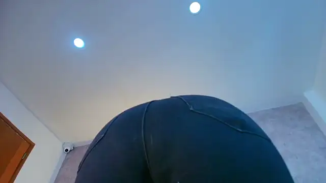 karla-ruiz live