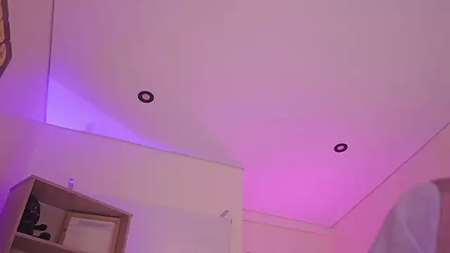 milly_kenner live