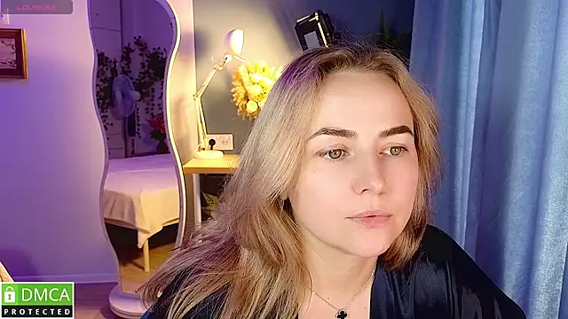 Mira_Mermayd live