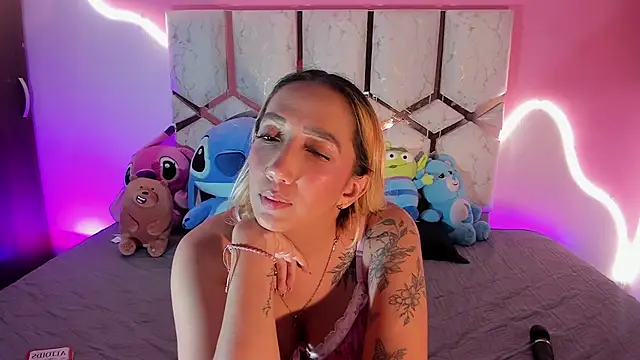 Amanda_klaire live