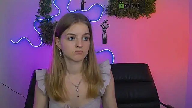 lisa_dark_ live