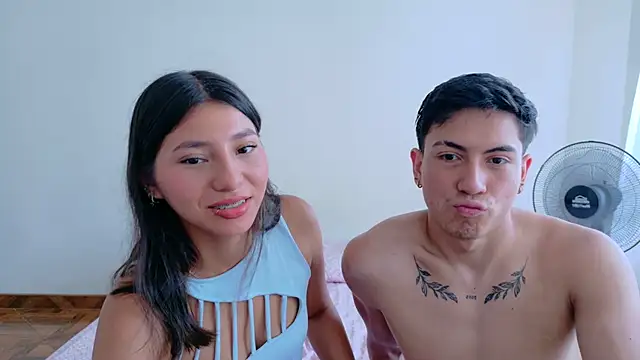 ScarlettAndLucas live
