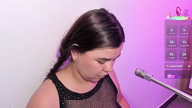 klhoe_boobs live