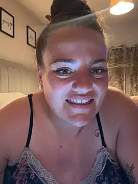 Bustygem_ live