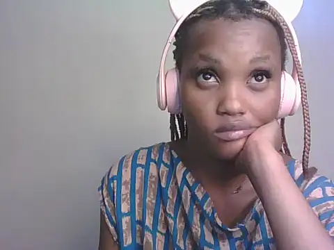 PrettyT5 live