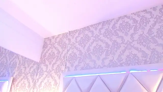 HollyOlson live