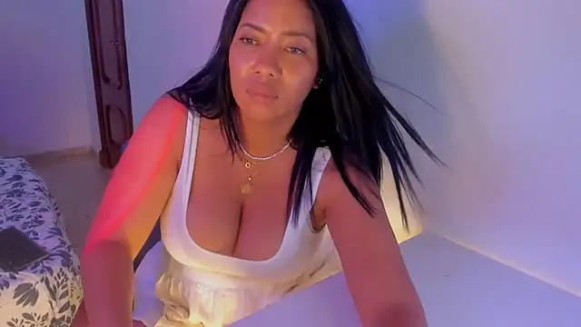 NicolePasqualott live