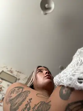 Mrs_Lust live