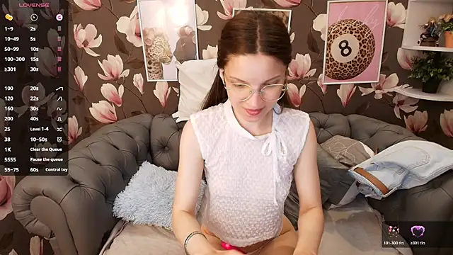 MelaniGrand live