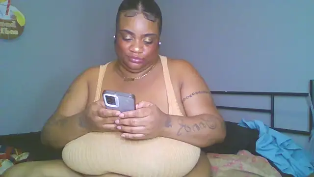 NaughtyHottieBBW live