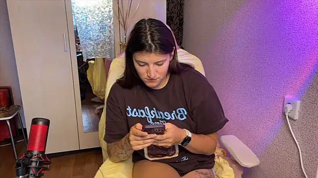 Katrin__kiss live