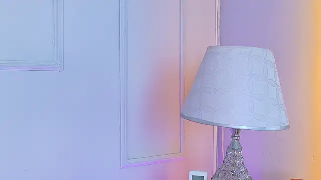 VioletBloomm live