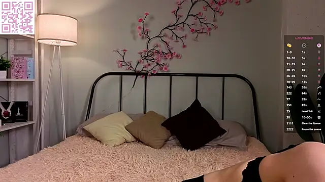 NarcisaDicker live