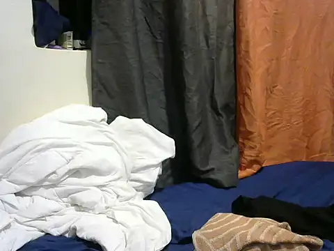 QueenSar live