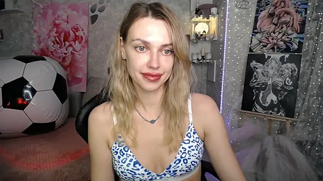 NickyAdamidi live