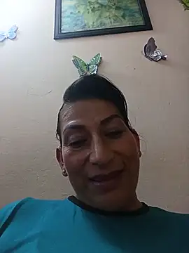 Lucia_Rios live