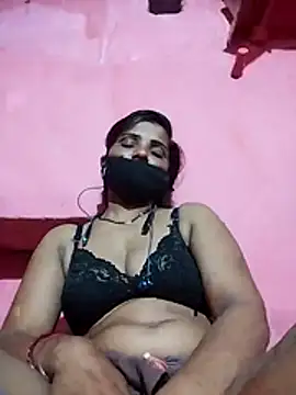 Cut_rani64 live