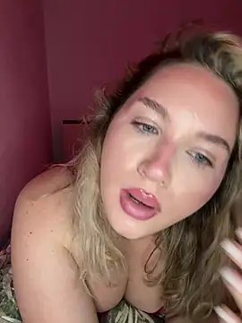 Ashleyy_Diamond live