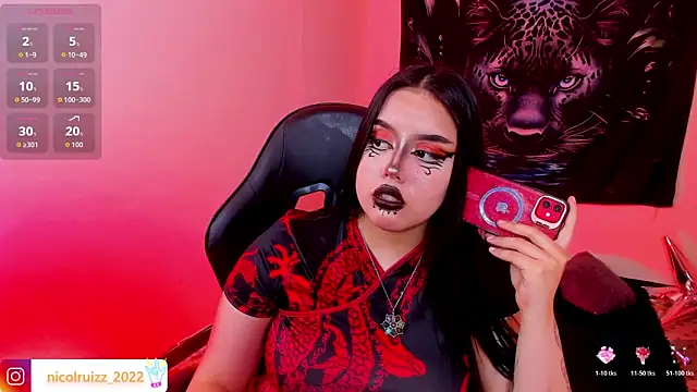 Nicolle_Ruizz live