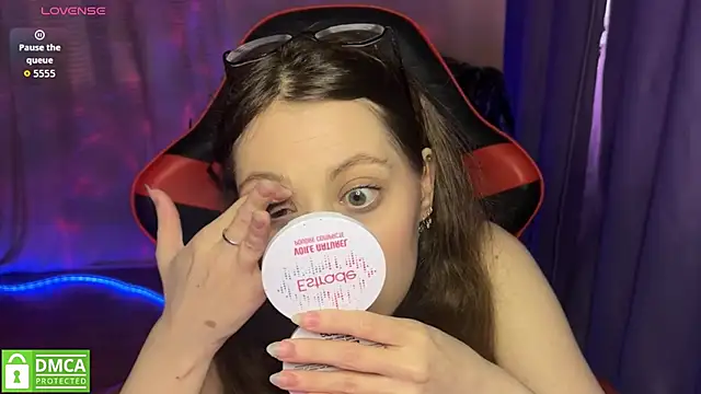Natural_babe666 live