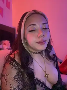 Paulette_Blanche live