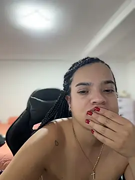 JuanitaMore01 live