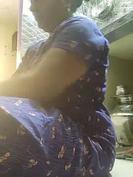 yamini1431 live