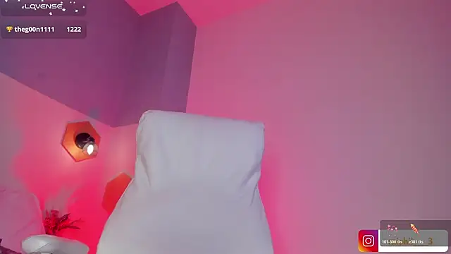 kitty_patitas_suavesss live