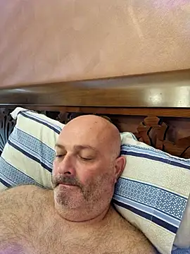 Alexis_Bull live