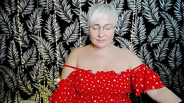 Olivia_playful live
