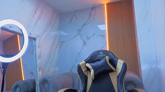Lola_roses_tf live