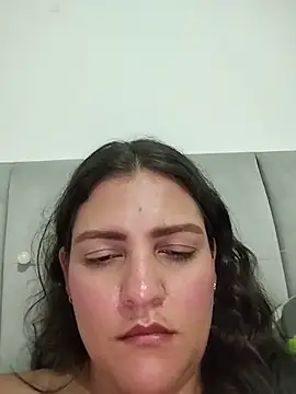 Mia_Hampton live