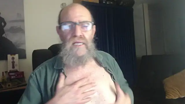 Uncle_Hottie live