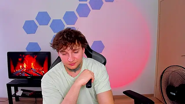Chris_Tyson live