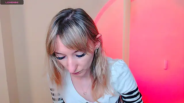AmandaSell live
