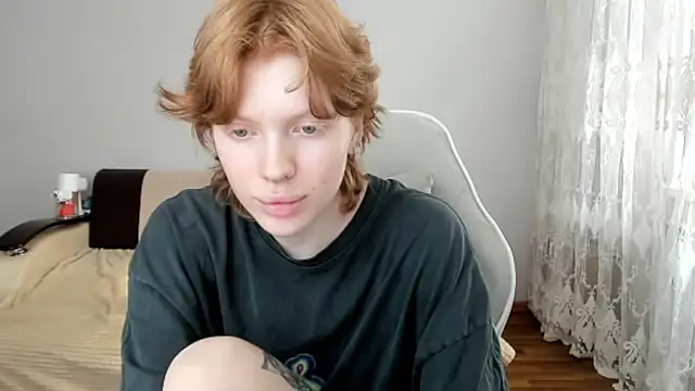 StellaDavis live