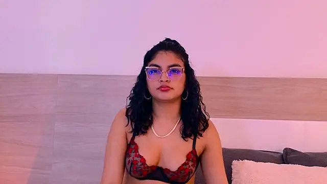MelodyAlvarez live