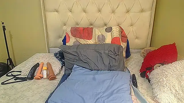 NoviaveeXXX live