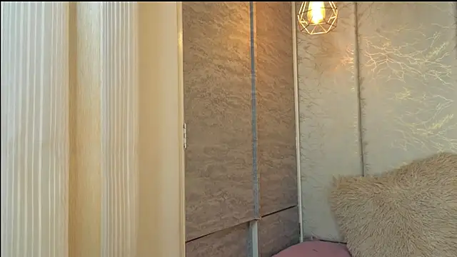 MiiaBloom_ live