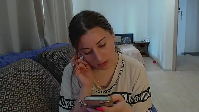 Helen_Adams_ live